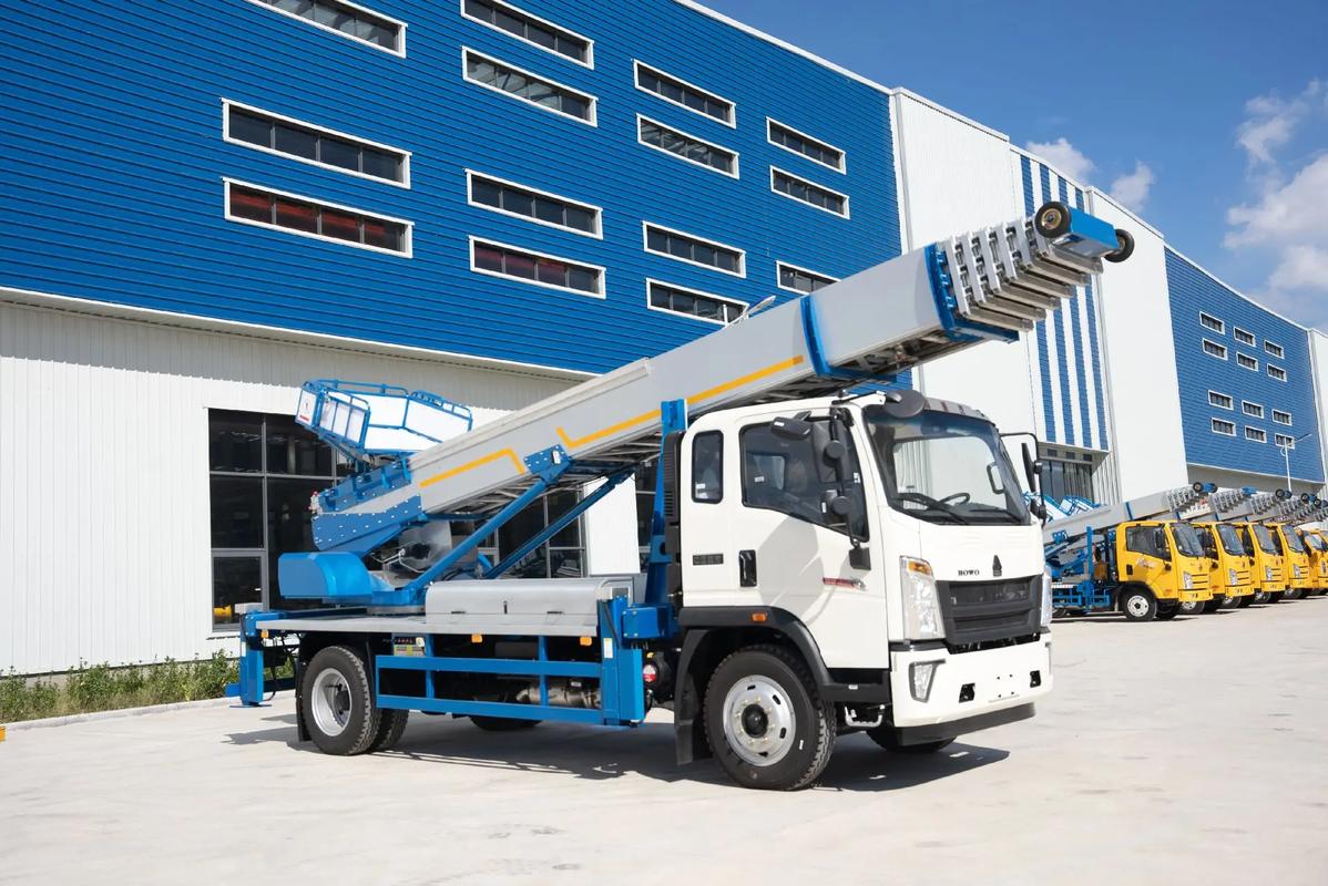 漳州芗城出租云梯车高空作业车 建筑垃圾搬运