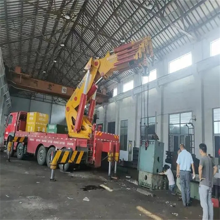 漳州芗城山区地形租赁哪种吊车最合适？